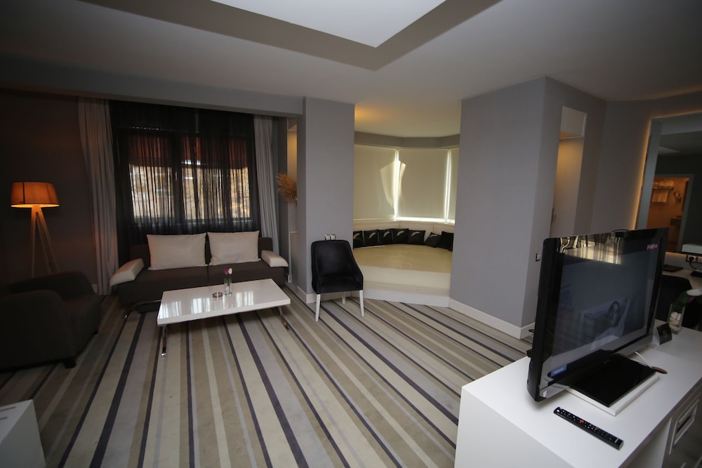 Grand Nora Hotel 21/49