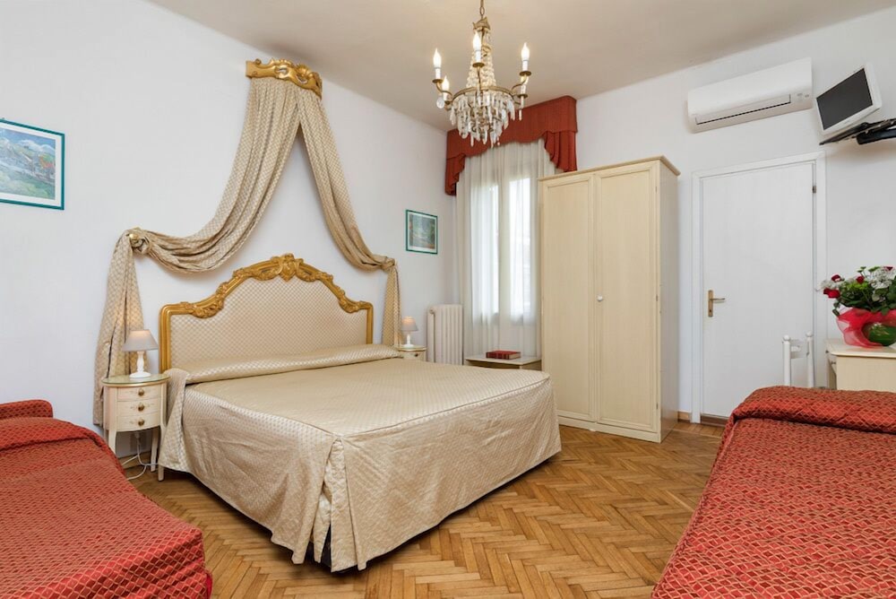 Villa Albertina 6/24