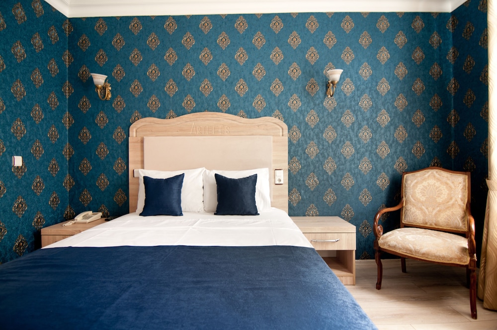 Artefes Hotel 34/70