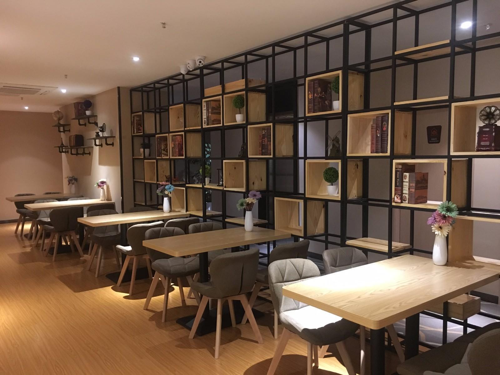 7 Days Premium (Chongqing Qijiang district government shop) 17/18