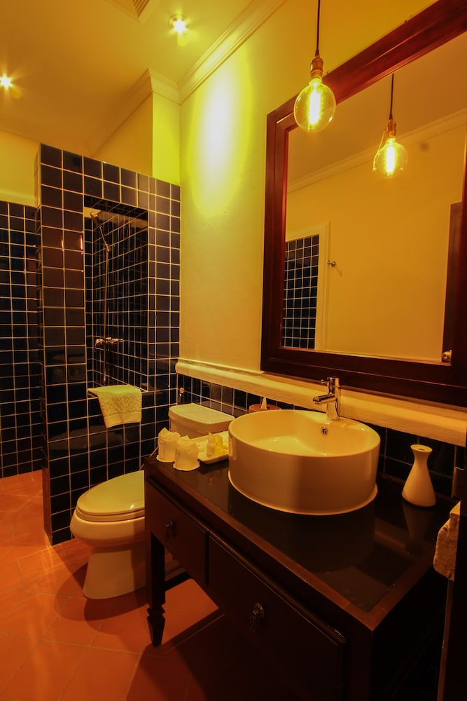 Le Luxe Boutique Hotel 49/56