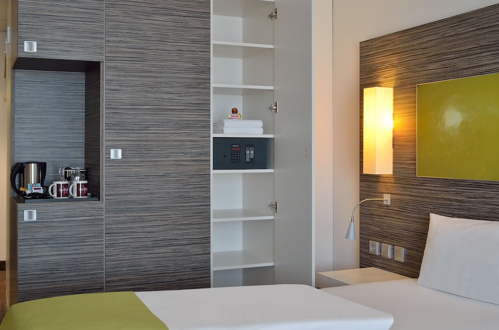 MERCURE HOTEL KOBLENZ 22/74