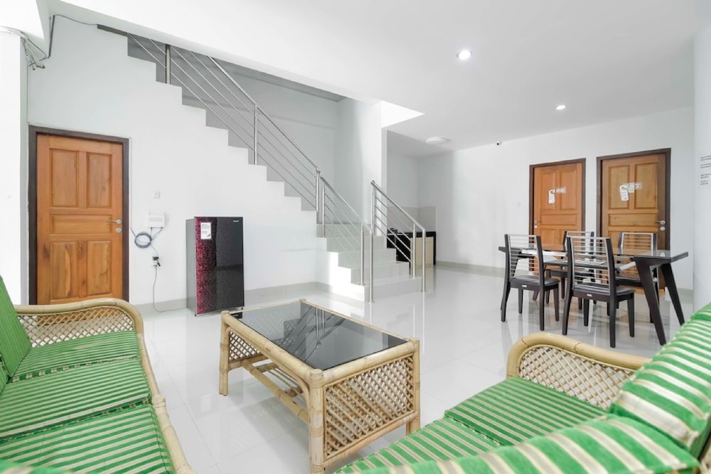 Reddoorz Near Siloam Hospital Palembang 5/56