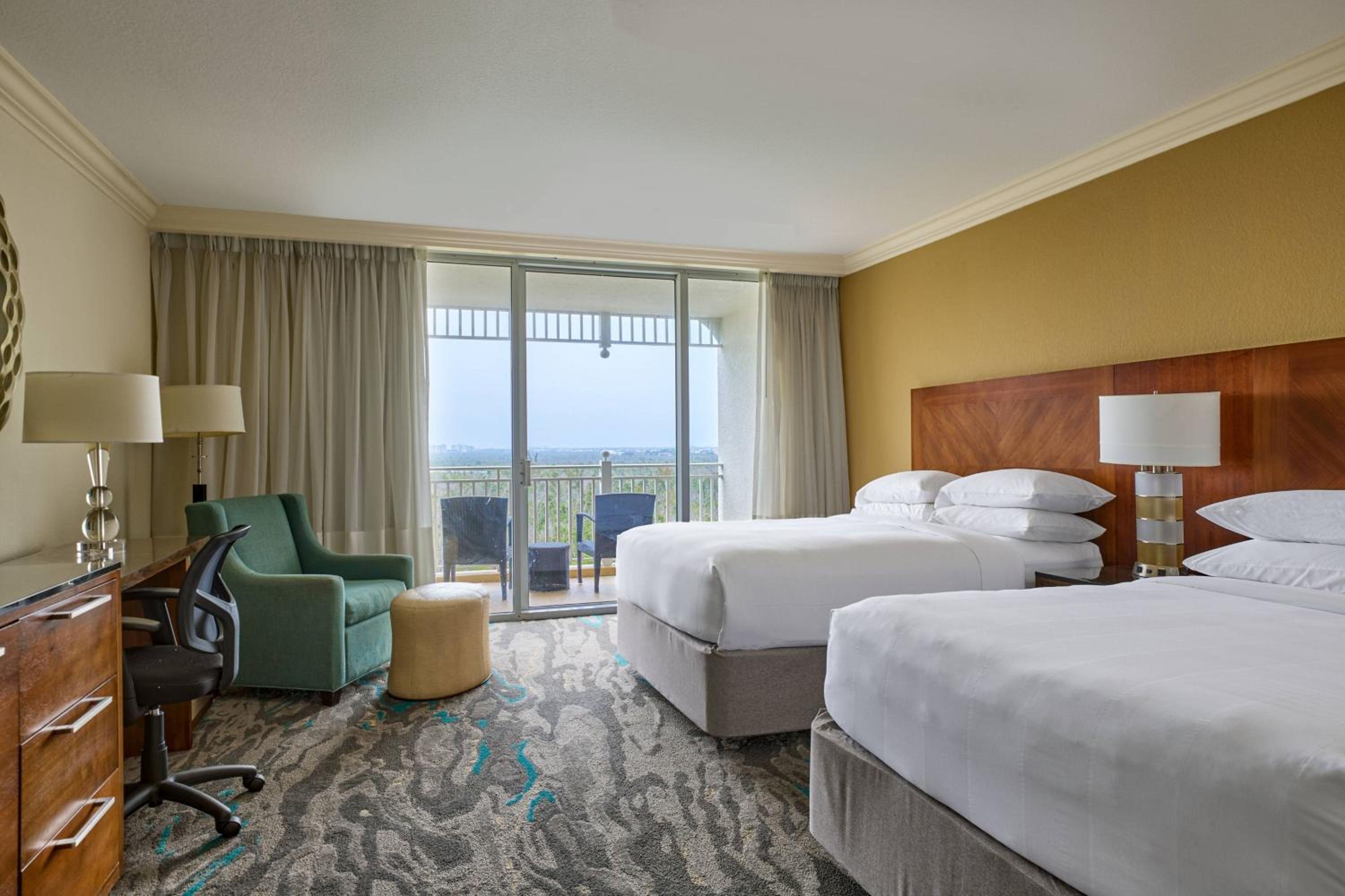 Room, Queen Bed, with View, Balcony, Captiva Tower, Accessible