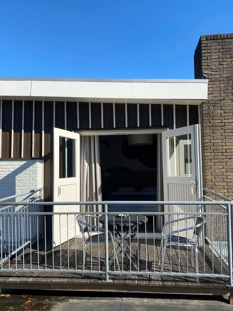 Hotel Van Saaze 4/50