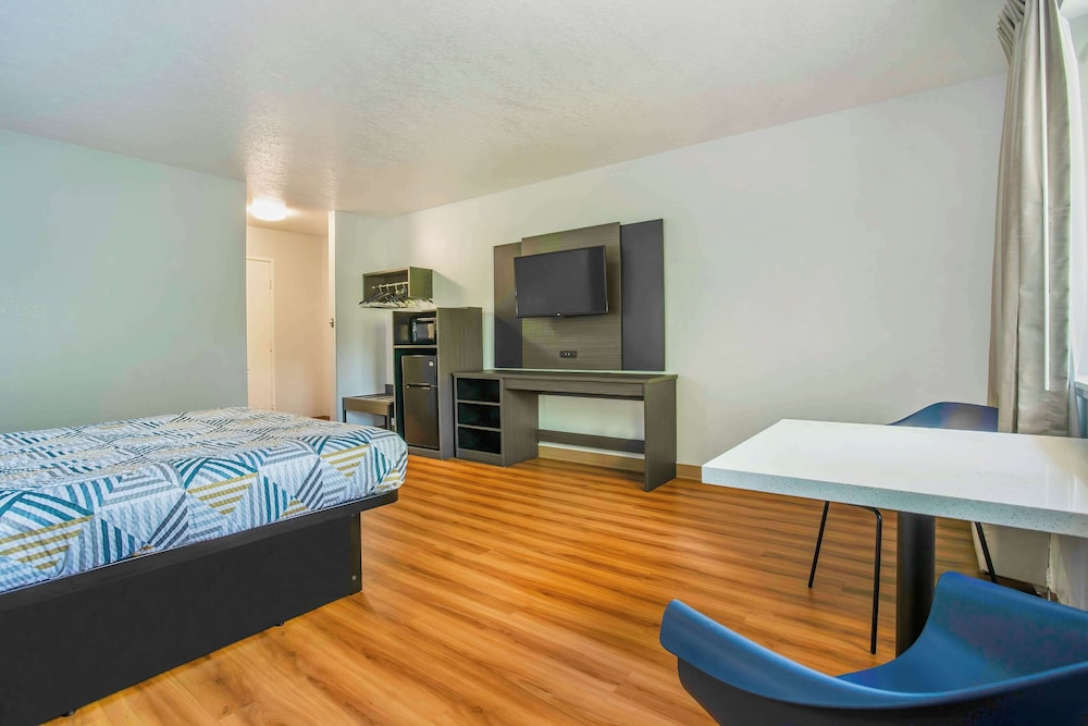 Motel6 Gresham, OR - Portland 33/56