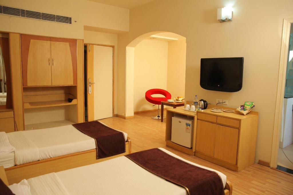 HOTEL ADITYAZ 22/41