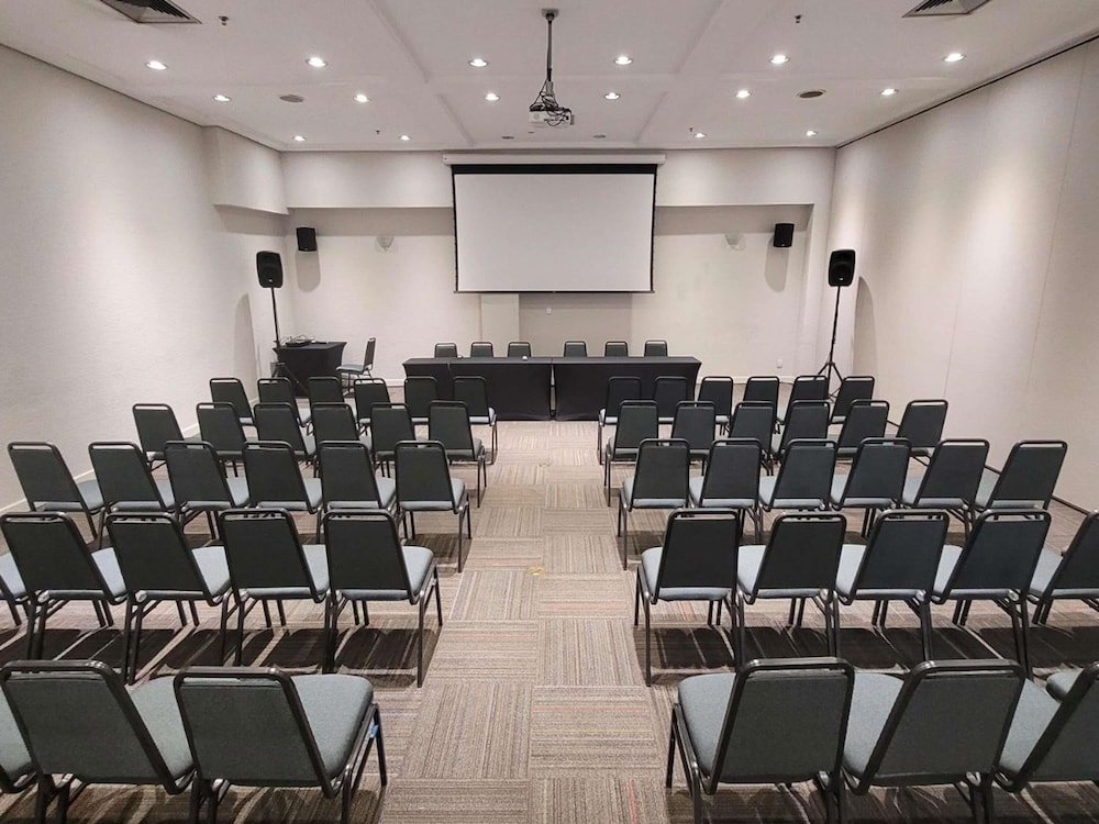 Ibis Guarulhos 60/70