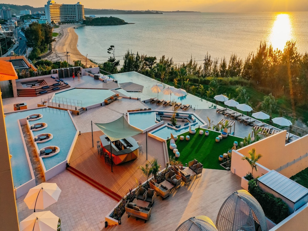 AQUASENSE Hotel & Resort 53/61