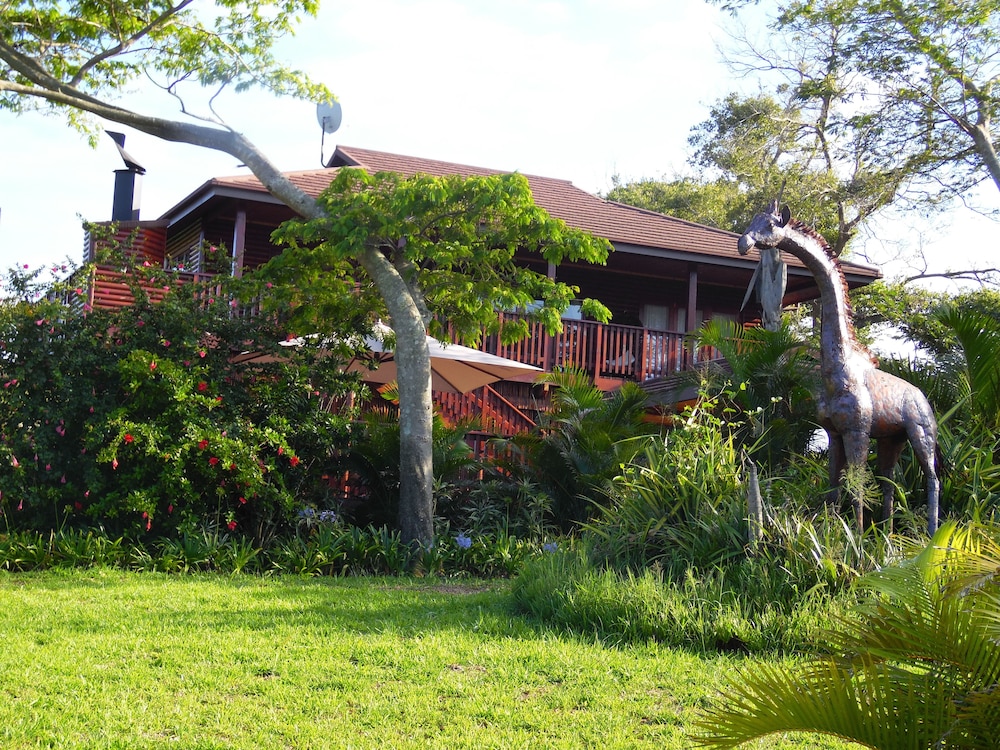 Monzi Safari Lodge 63/69