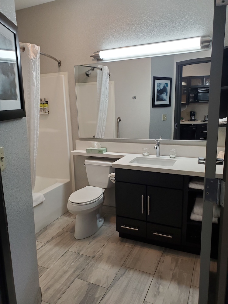 Candlewood Suites Knoxville Airport-Alcoa 3/73