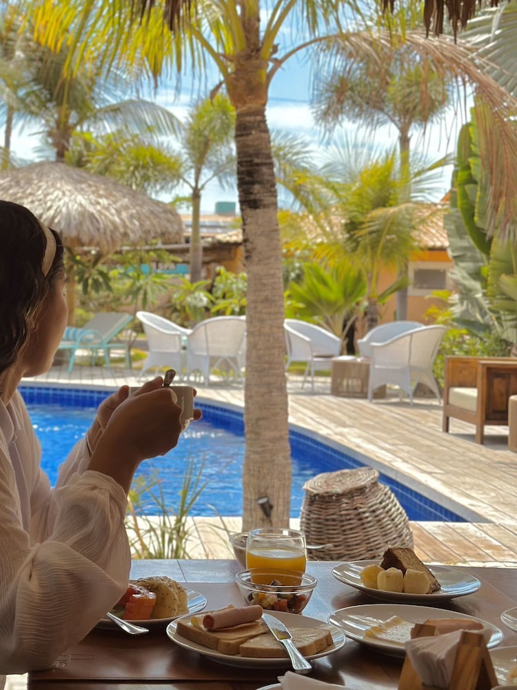 Pausa Hotel 25/47
