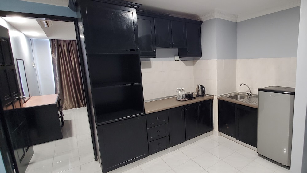 Leisure Cove Hotel Apartments 36/50