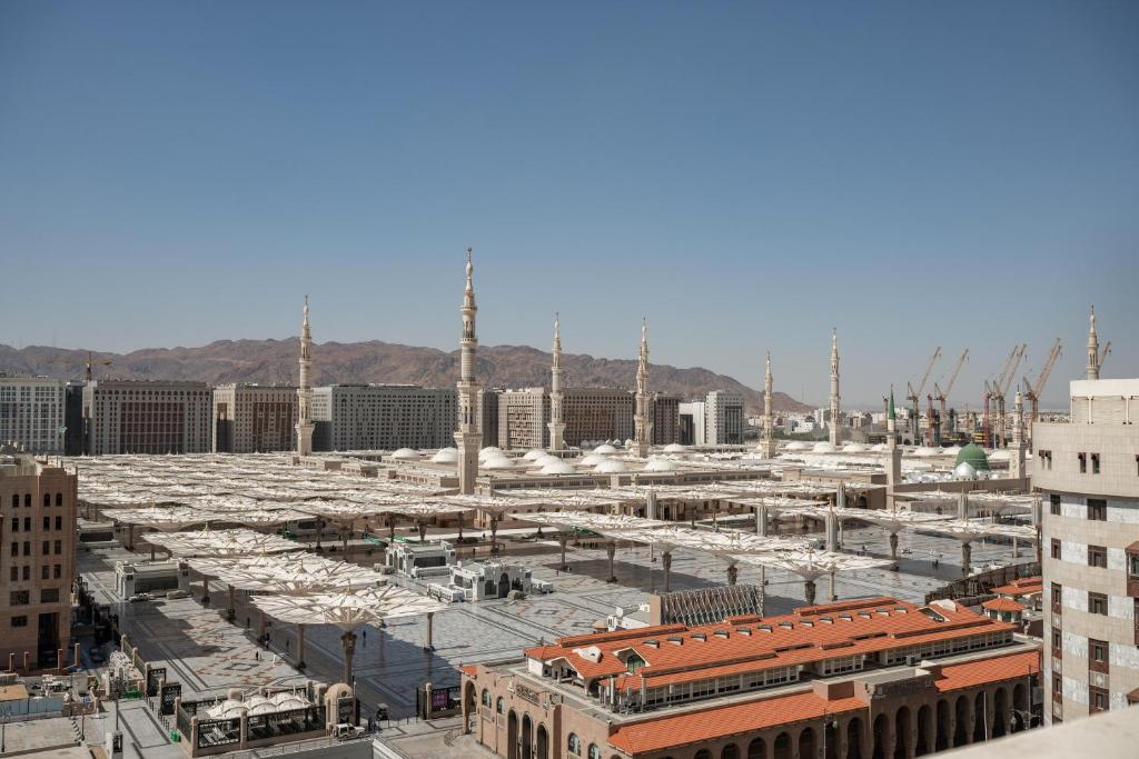 شركة واجهة طيبة الفندقية(Taiba Front Hotel Ex Elaf Al Majeedi) 49/50
