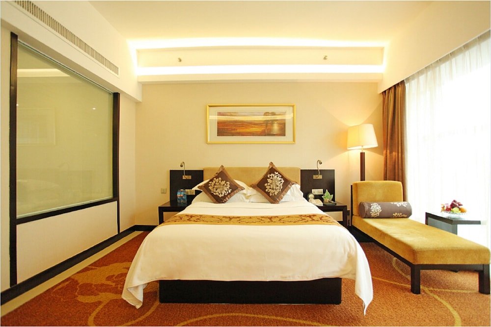 Landmark International Hotel 13/49