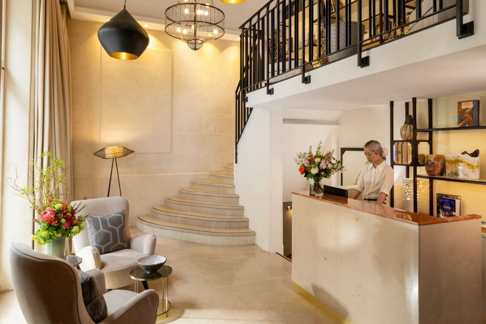 Lobby at HOTEL LE PRADEY, PARIS
