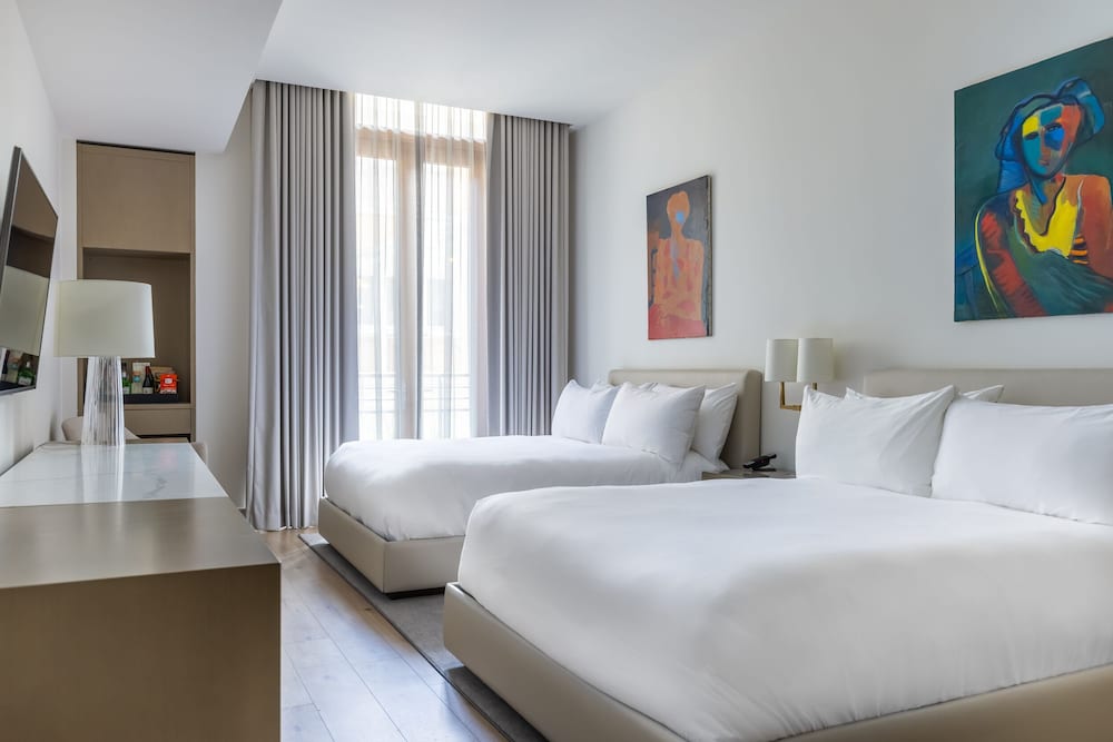 TOWER, STANDARD, 2 QUEEN BEDS, BALCONY