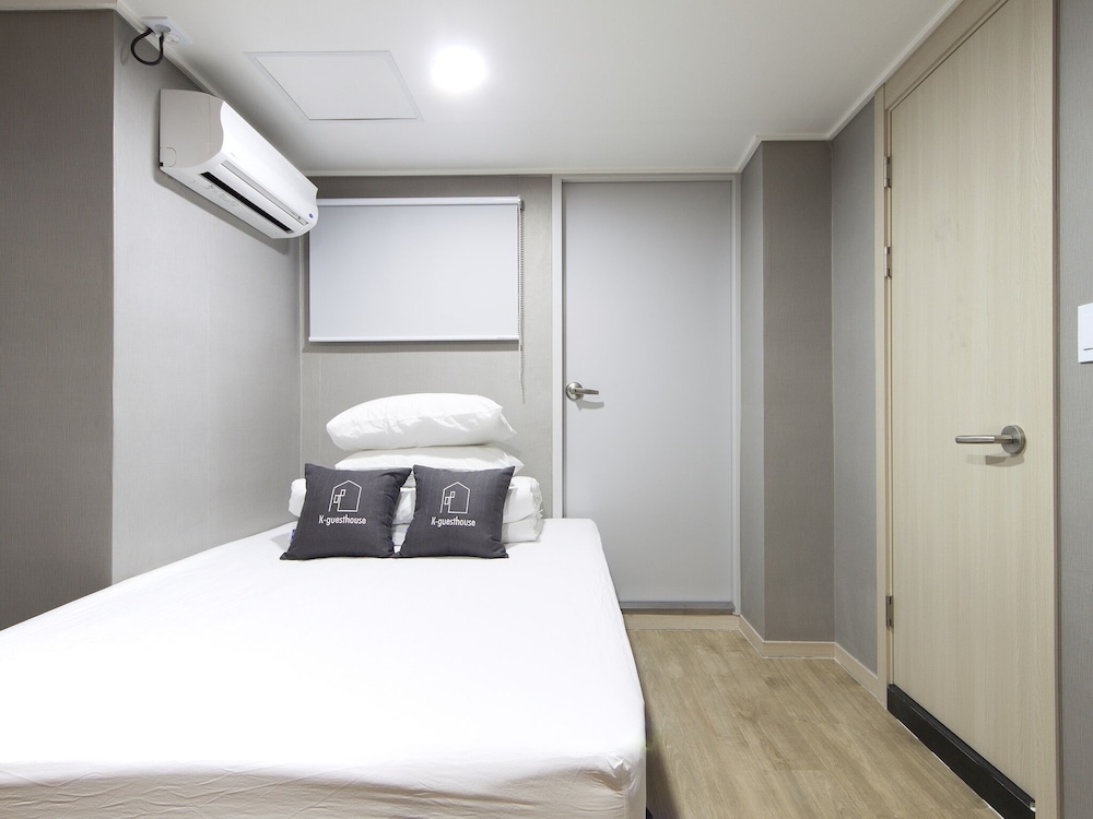 STANDARD, DOUBLE BED