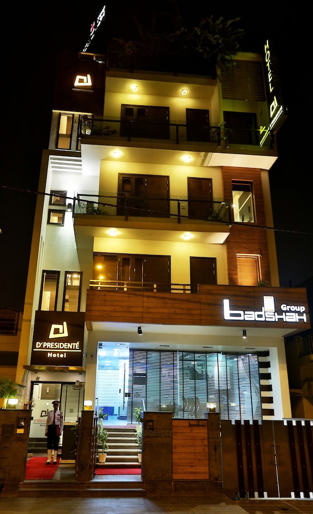 Hotel D'presidente 2/37