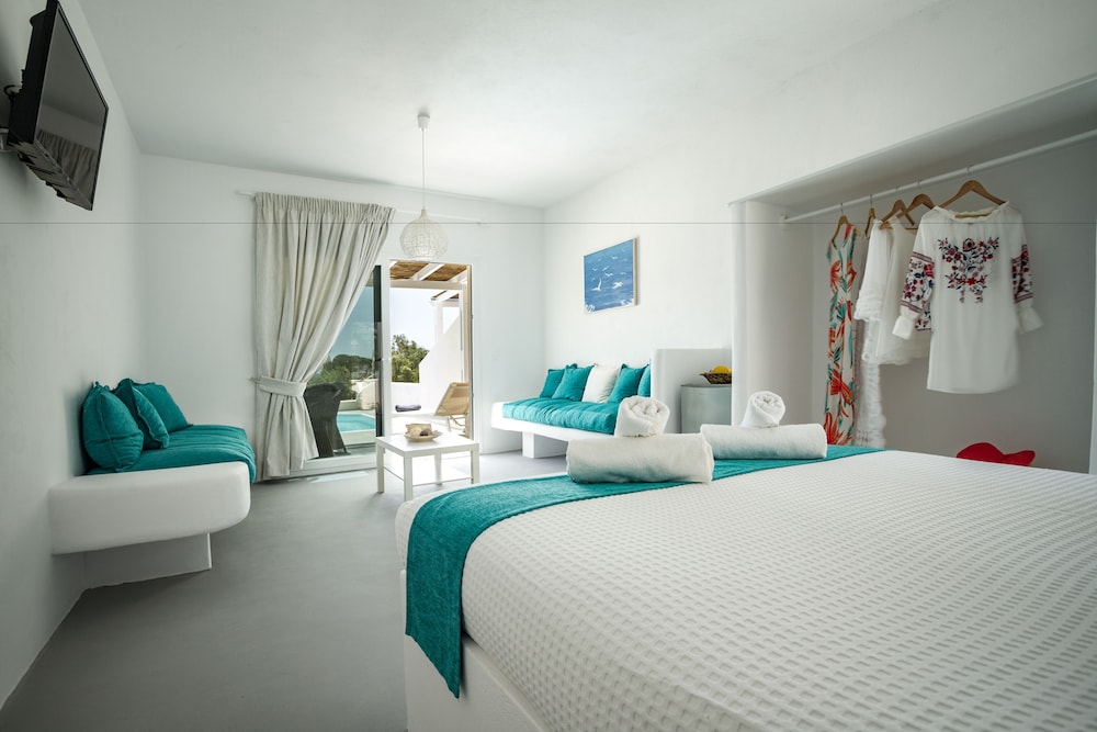 SUITE, SEA VIEW, PRIVATE POOL