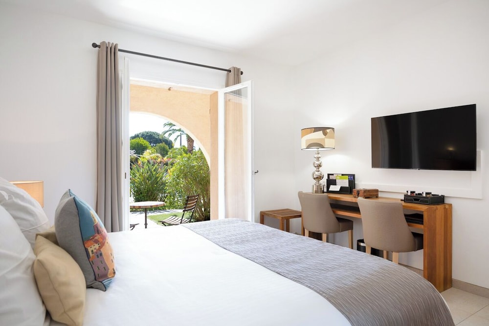 Hotel La Garbine 13/50