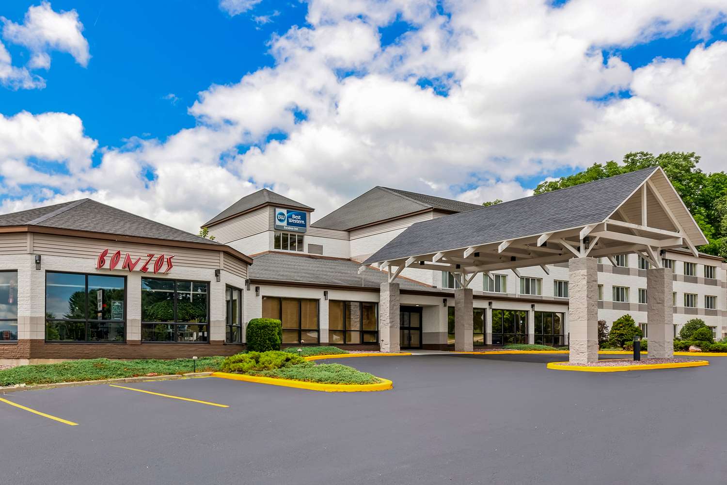 Best Western Baraboo Inn 32/32