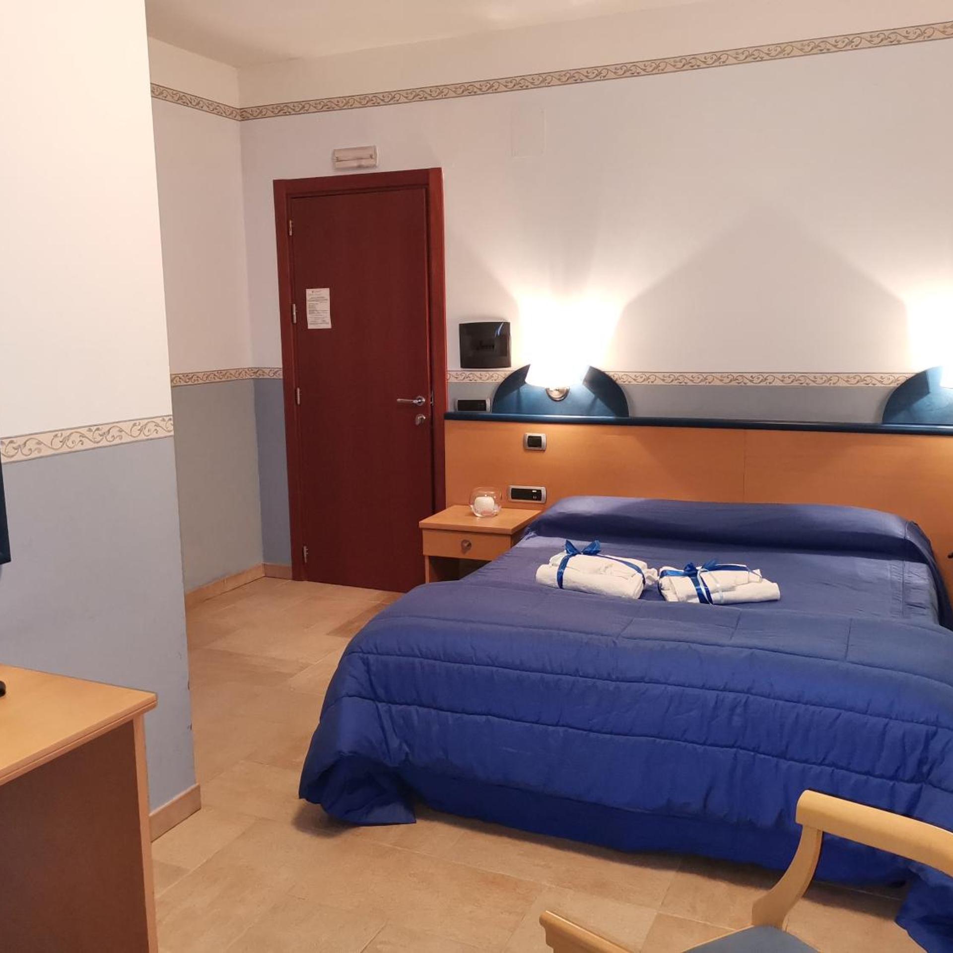 Hotel Santa Lucia 25/50