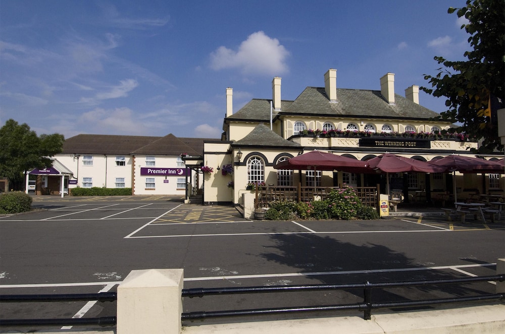Premier Inn London Twickenham Stadium 29/32