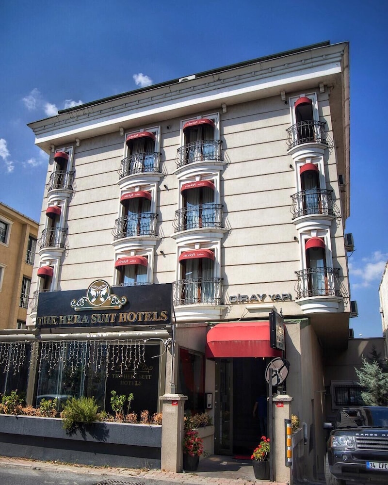 The Hera Hotels 1/24
