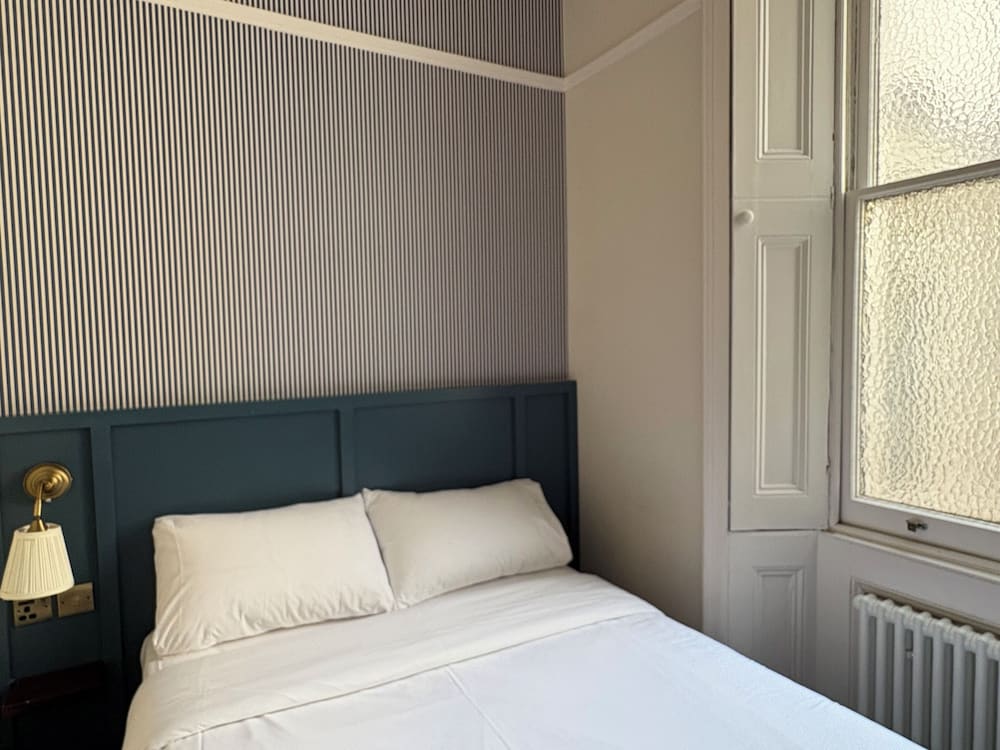St. David's Hotels 13/50