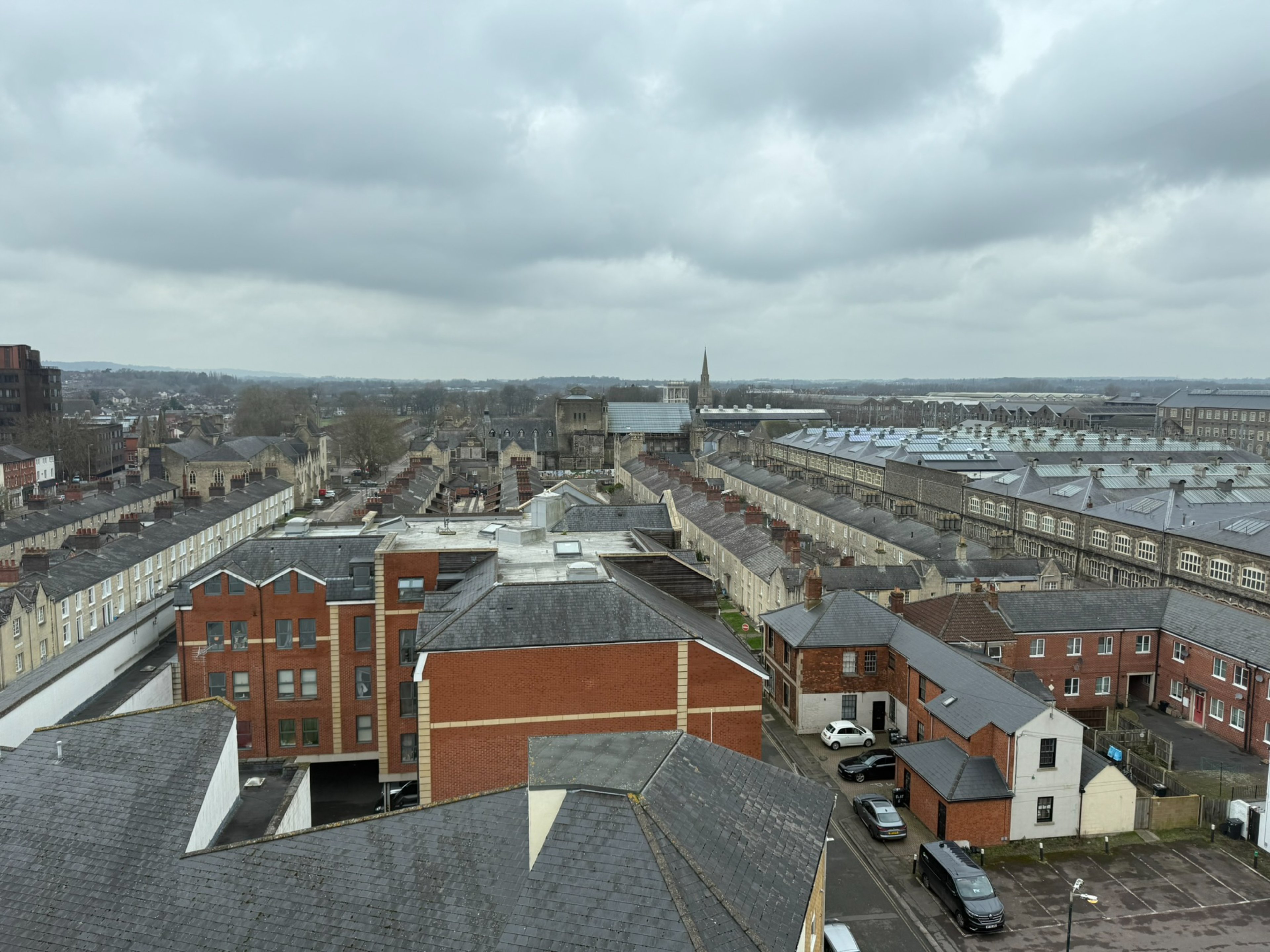 Holiday Inn Express SWINDON CITY CENTRE 12/13
