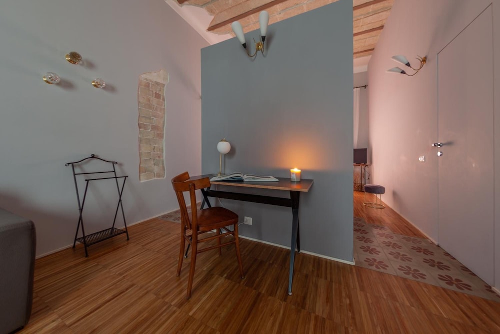 Lidia Chambres D'hotes 39/49