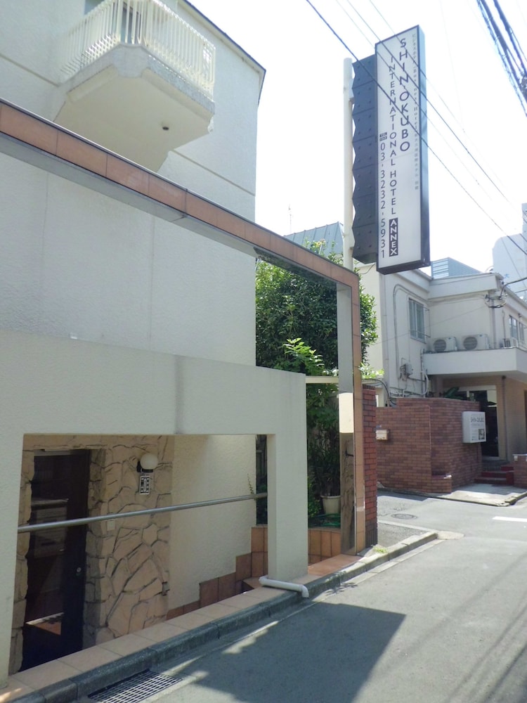 The Shin-Okubo International Hotel 4/26