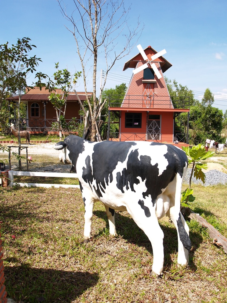 Cowboy Farm Resort Pattaya 34/39
