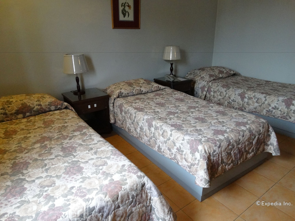 Casa Leticia Business Inn 32/57