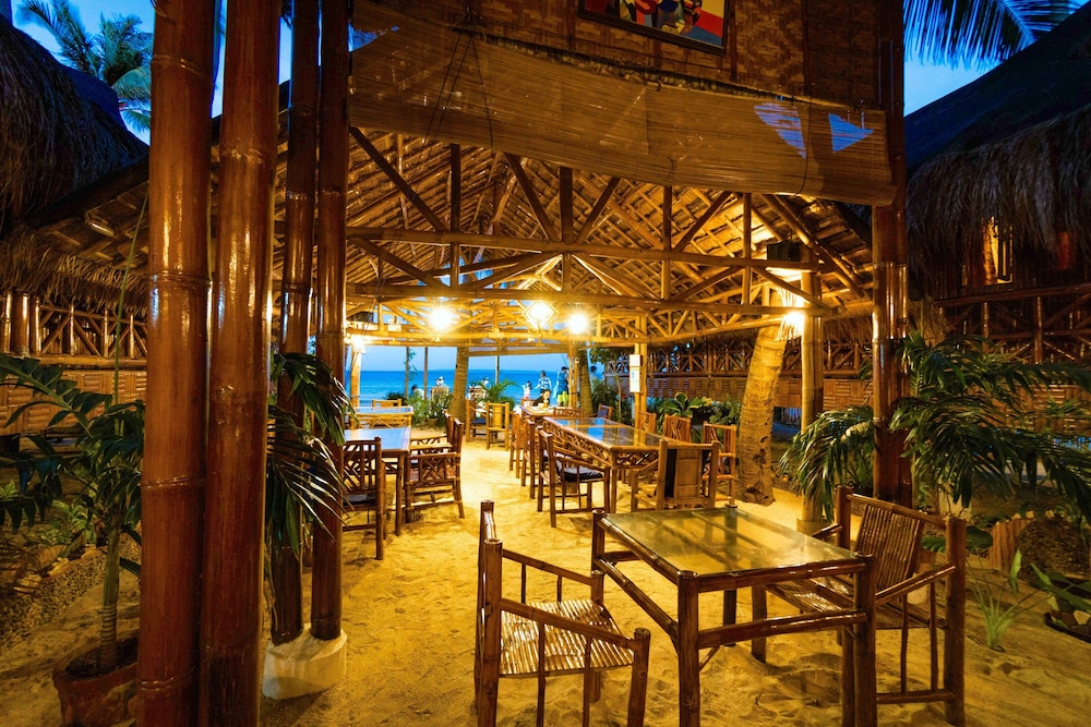 The Coral Blue Oriental Beach Villas And Suites 43/65