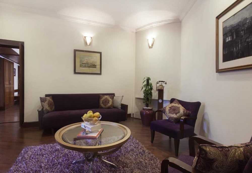 Ambassador, New Delhi - IHCL SeleQtions 53/69