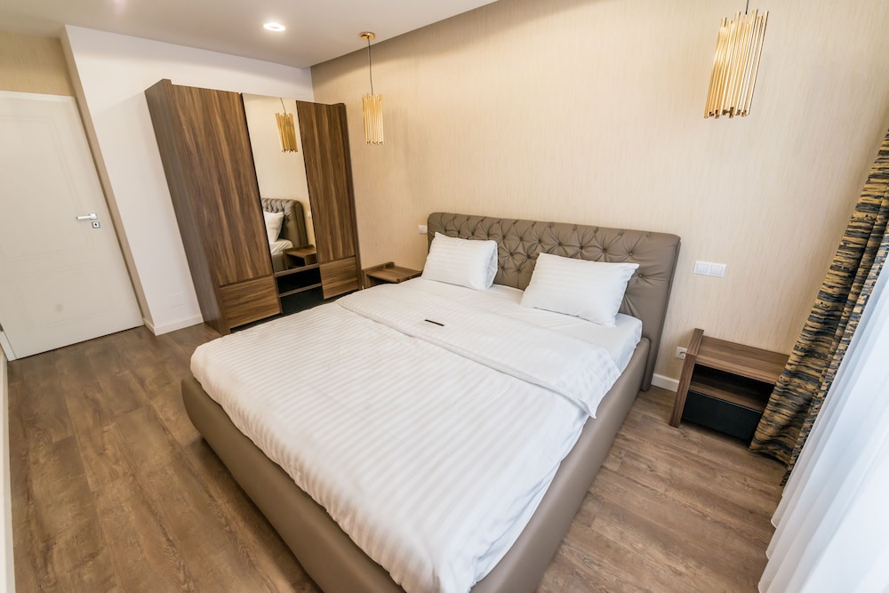 Uba Aparthotel 6/50