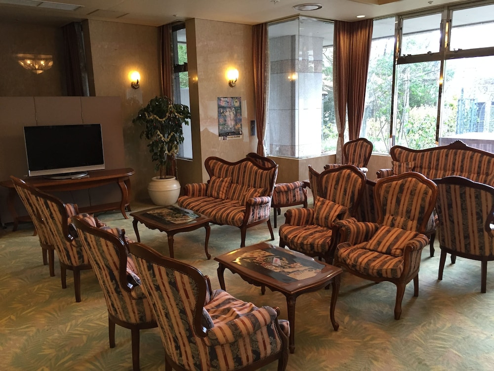 Breezbay Hotel & Resort Gero 59/77