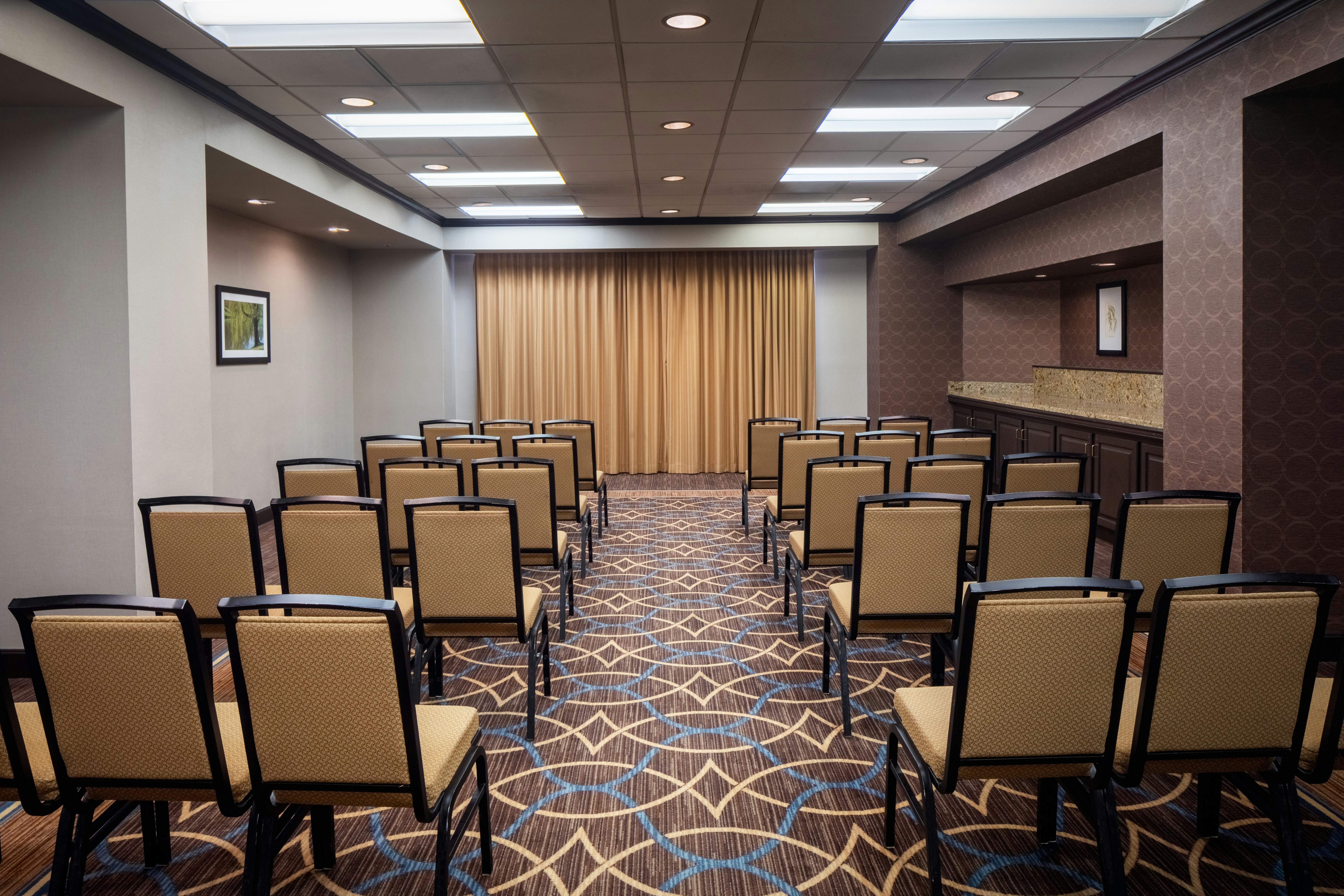DoubleTree by Hilton Washington DC Silver Spring 37/55