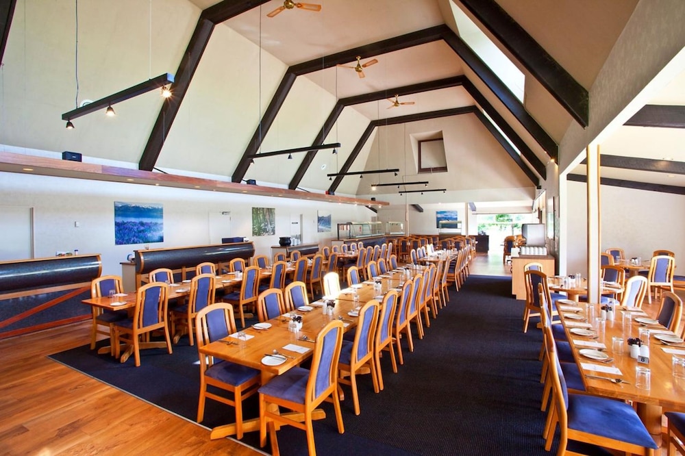 Heritage Gateway Hotel 43/55