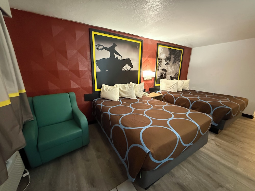 Super 8 by Wyndham Newcastle 20/59