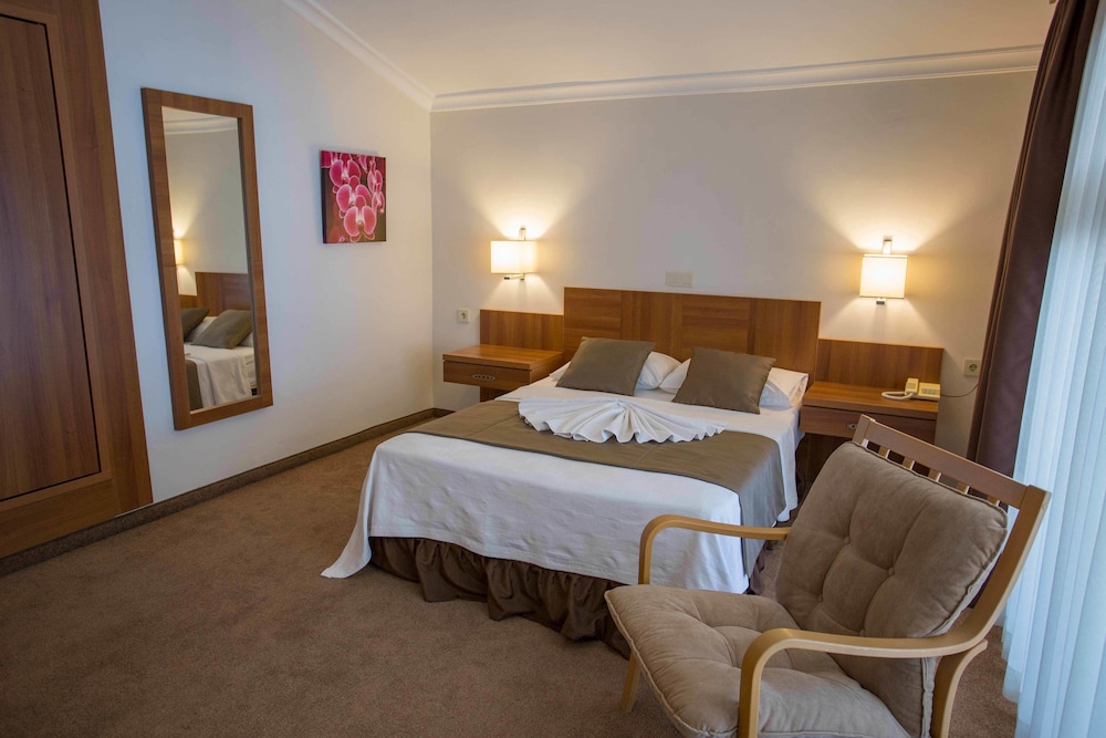 Melis Otel 19/65
