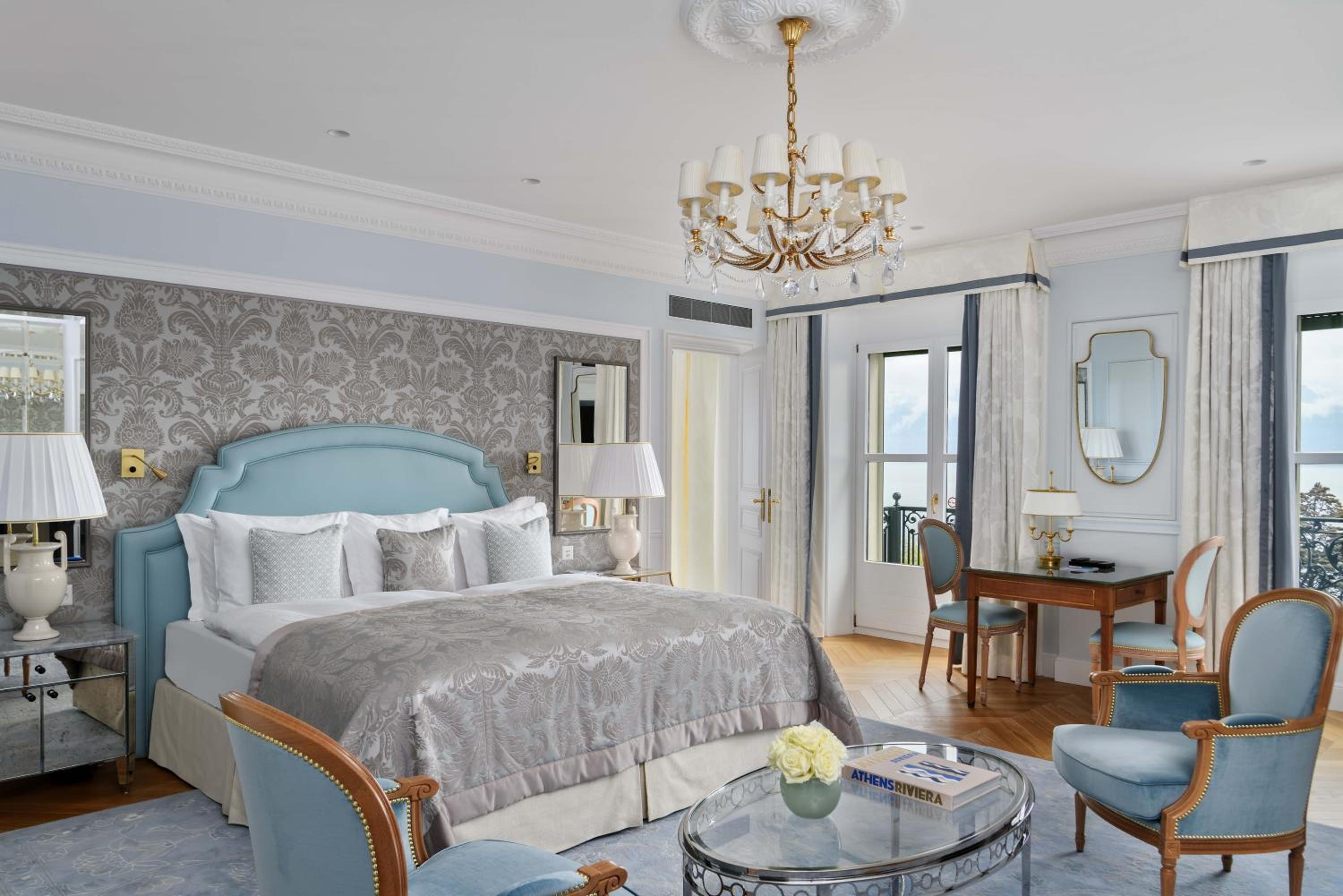 River, Junior Suite, King Bed, Lake View