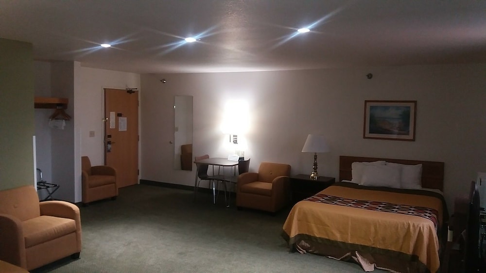 Super 8 by Wyndham West Middlesex/Sharon Area 21/42