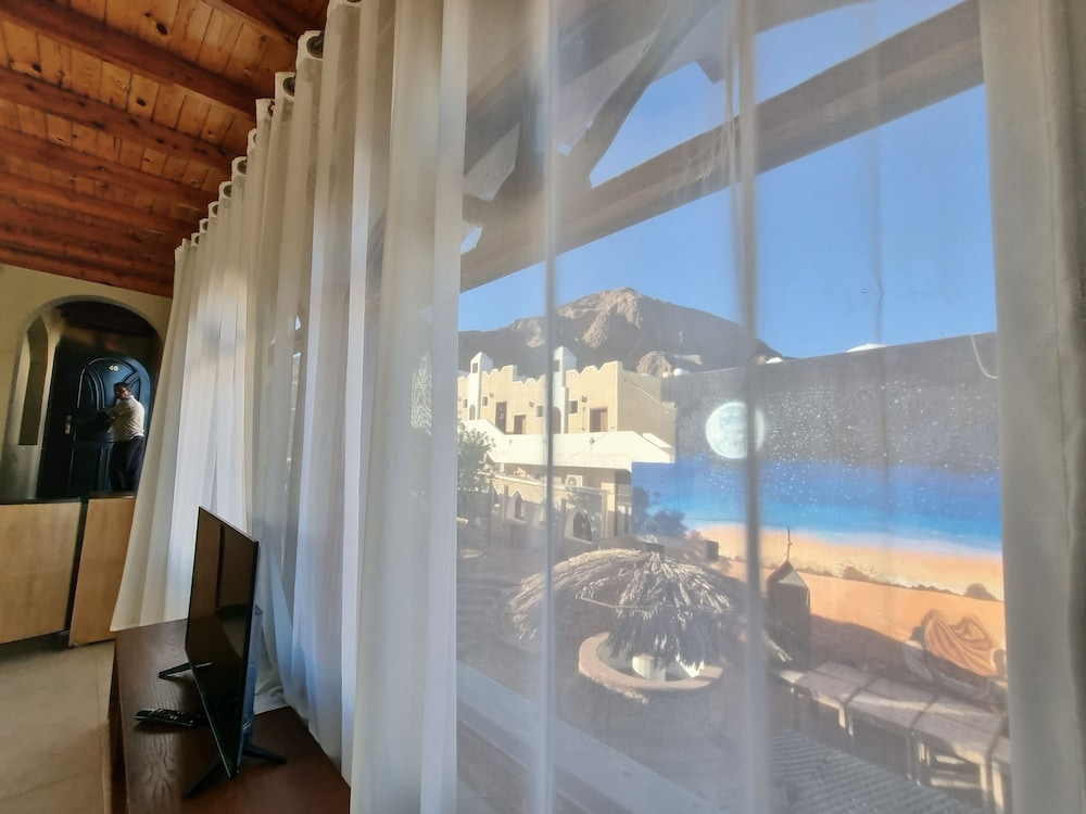 Bedouin Moon Hotel 18/50