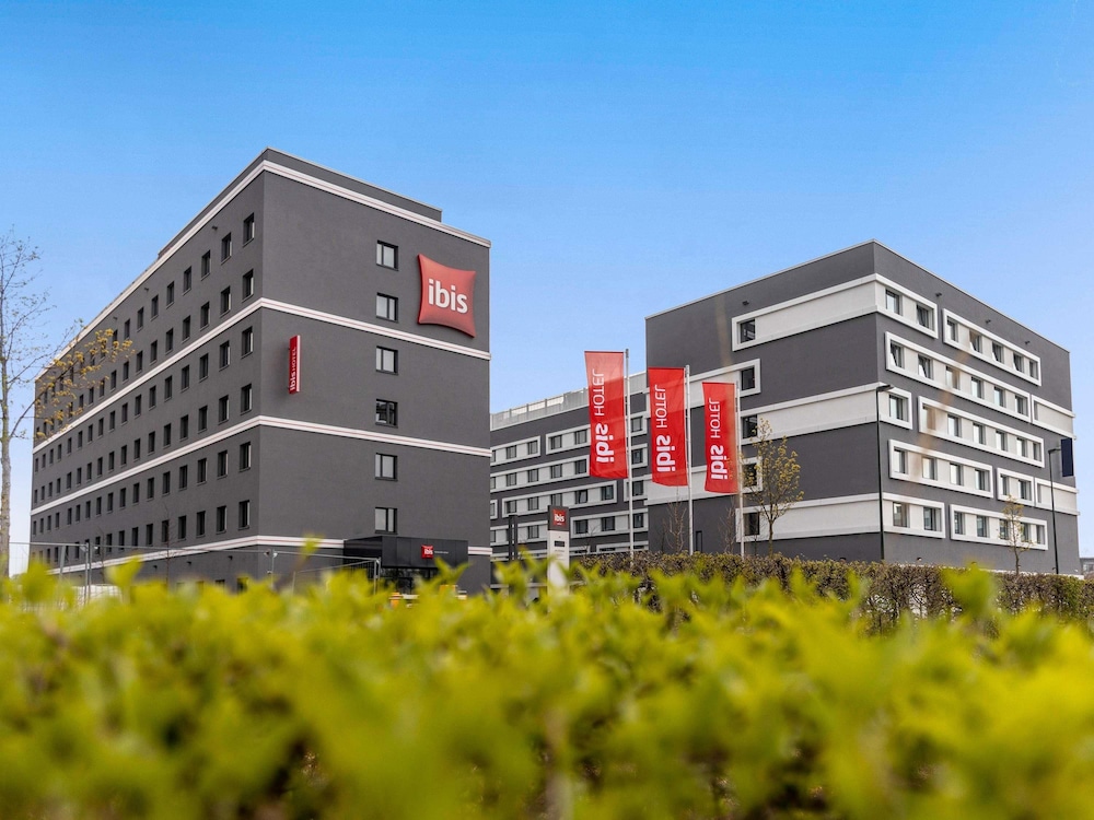 ibis Duesseldorf Airport Hotel 3/48