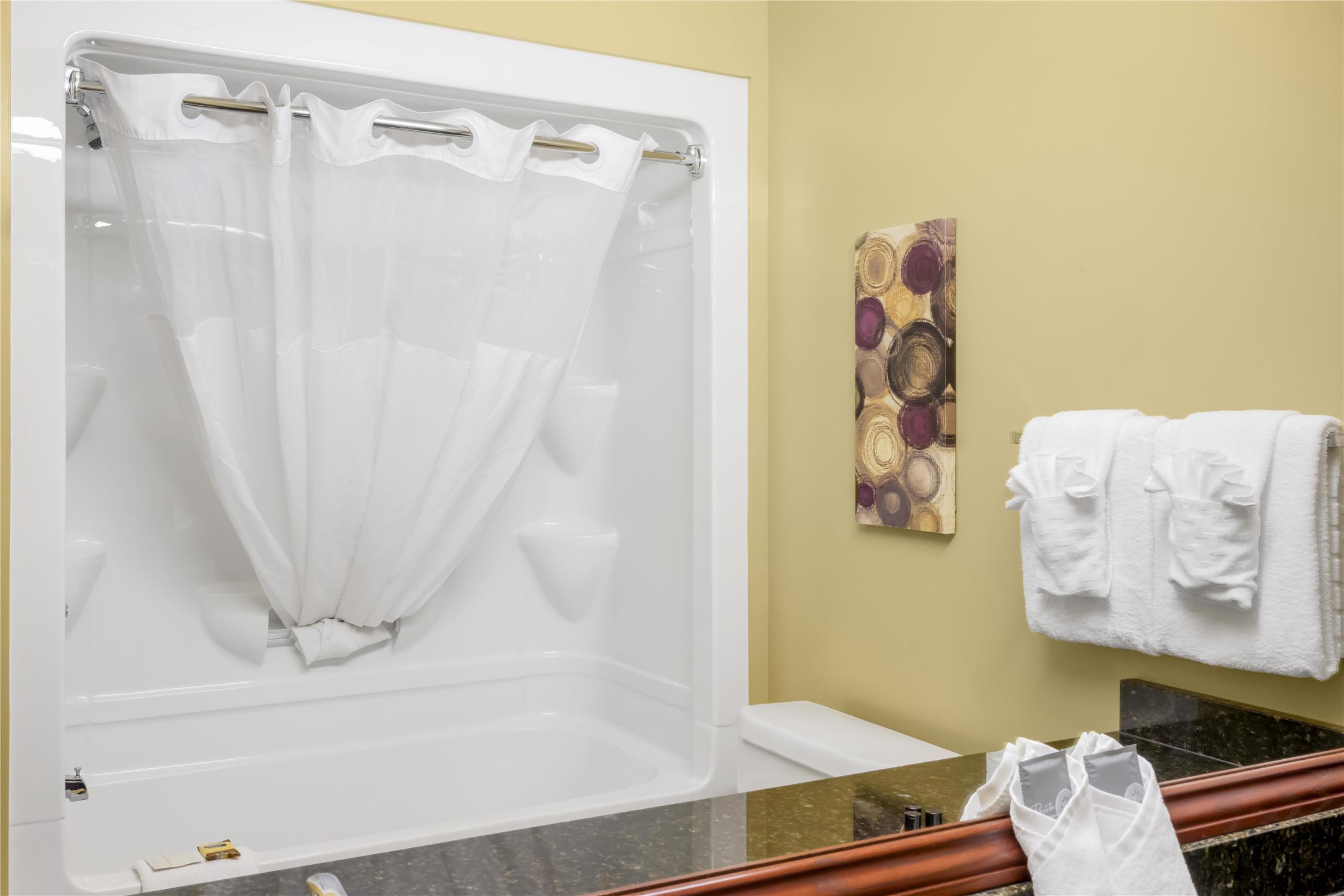 غرفة بسريرين كوين، Best Western Plus Grand-Sault Hotel & Suites 7/7