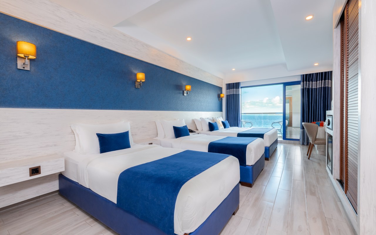 Deluxe Quadruple Room Seaview with Balcony-Transfer Excluded