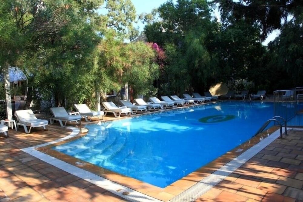 Okaliptus Otel 49/50